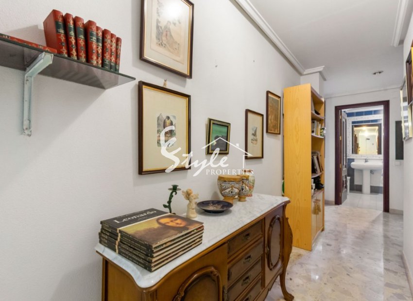 Resale - Apartamento - Torrevieja