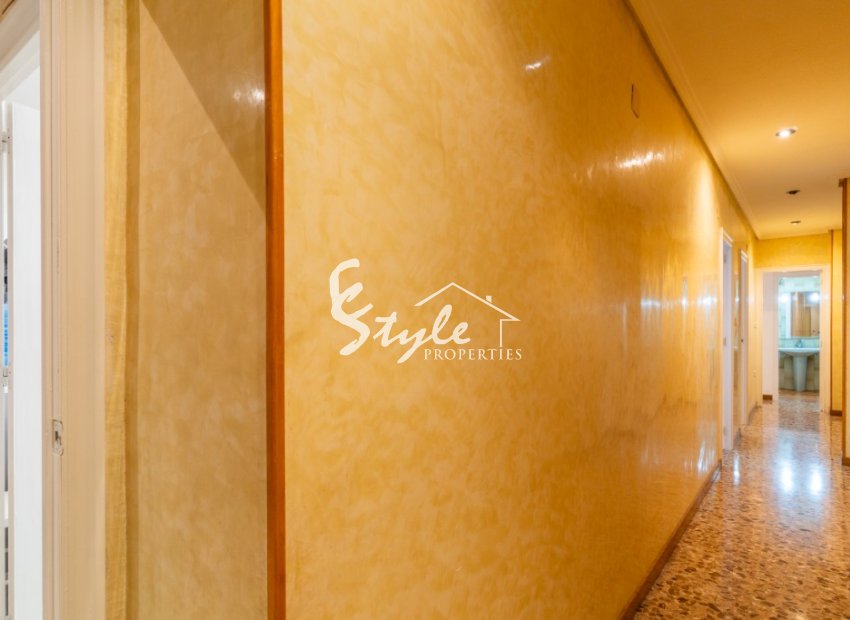 Resale - Apartamento - Torrevieja