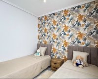 Resale - Apartamento - Torrevieja