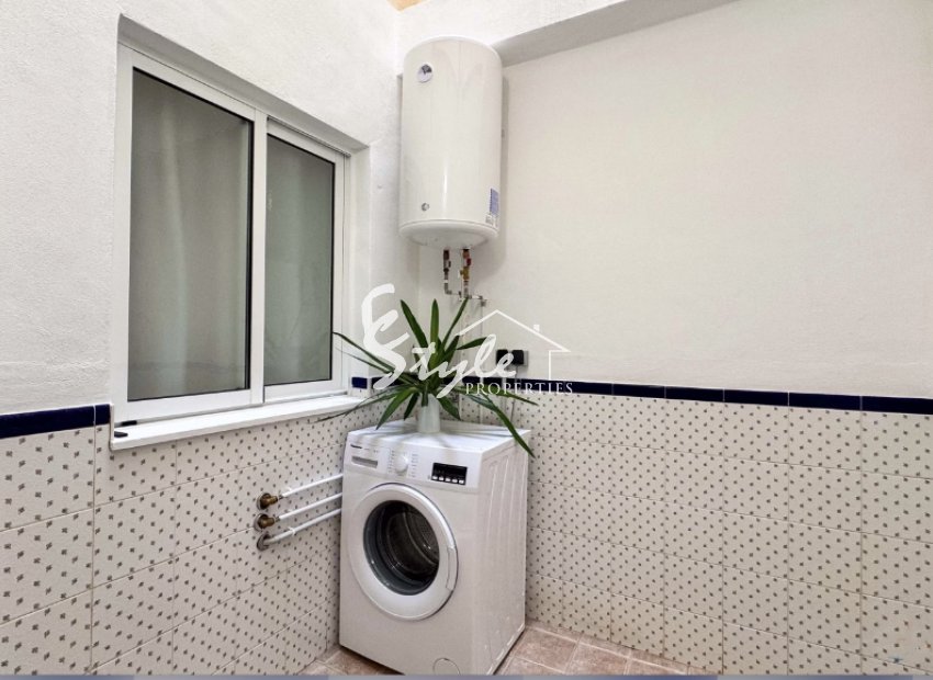Resale - Apartamento - Torrevieja