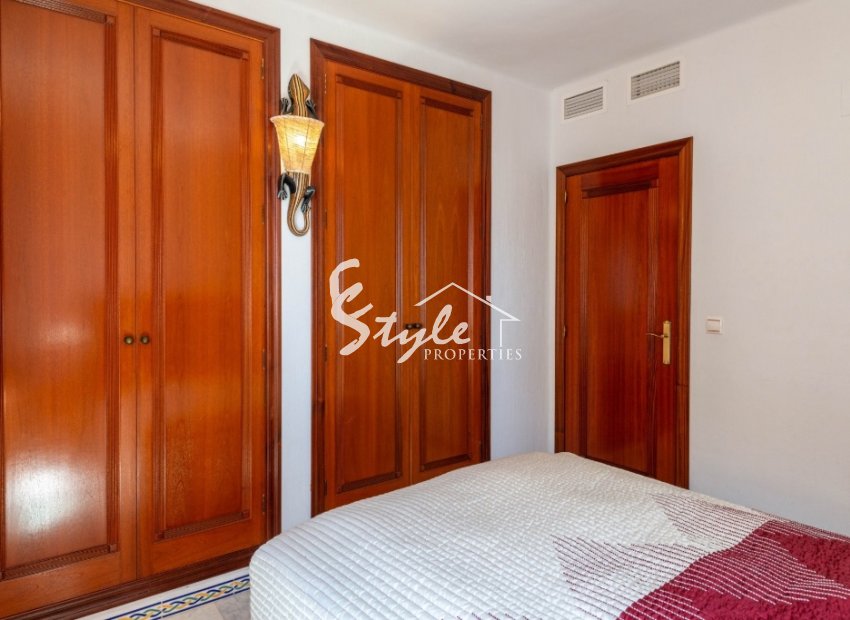 Resale - Apartamento - Torrevieja