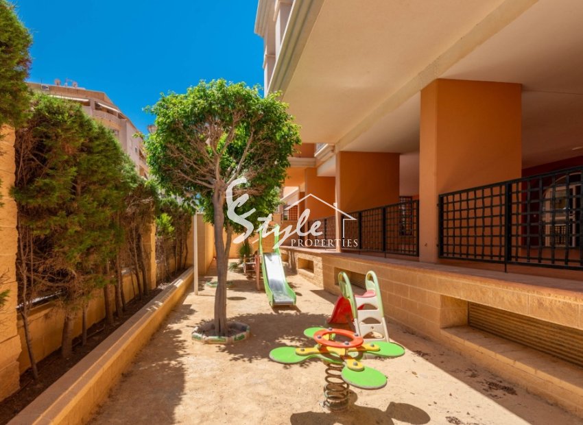 Resale - Apartamento - Torrevieja
