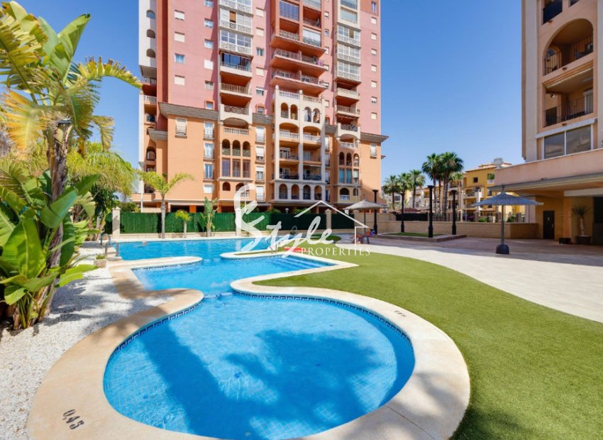 Resale - Apartamento - Torrevieja