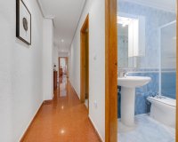 Resale - Apartamento - Torrevieja