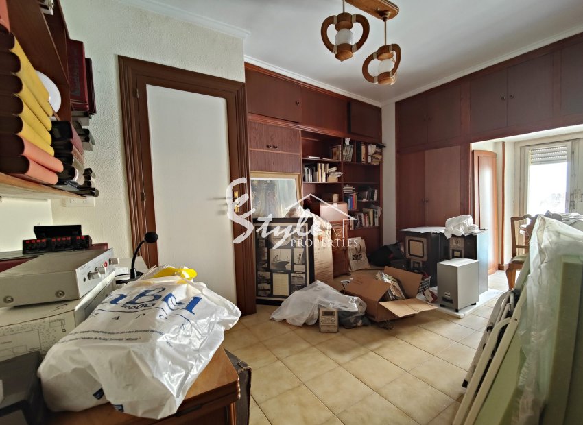 Resale - Apartamento - Torrevieja