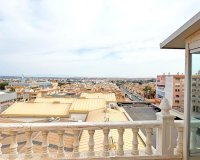 Resale - Apartamento - Torrevieja