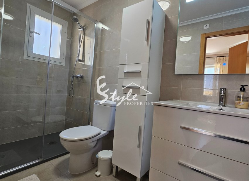 Resale - Apartamento - Torrevieja