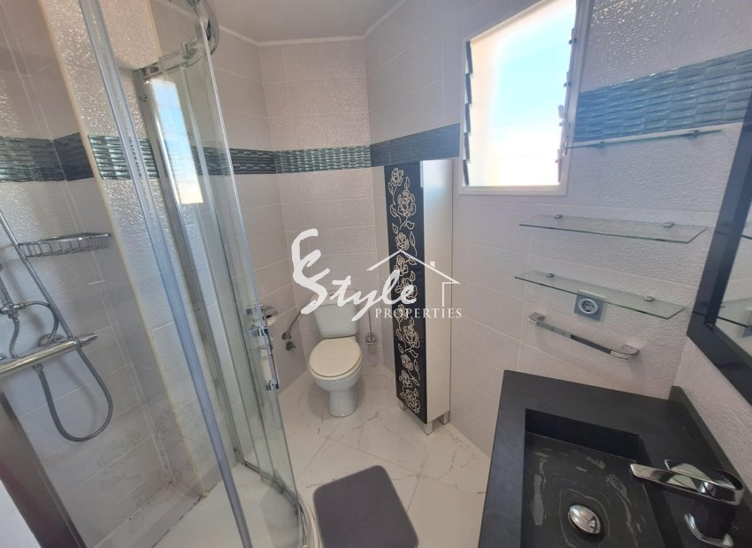 Resale - Apartamento - Torrevieja