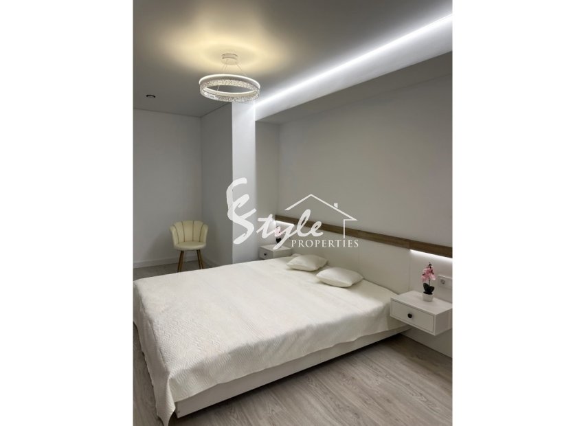 Resale - Apartamento - Torrevieja