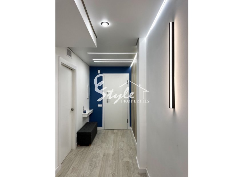 Resale - Apartamento - Torrevieja