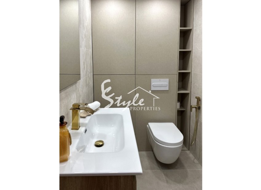 Resale - Apartamento - Torrevieja