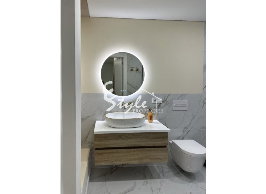 Resale - Apartamento - Torrevieja