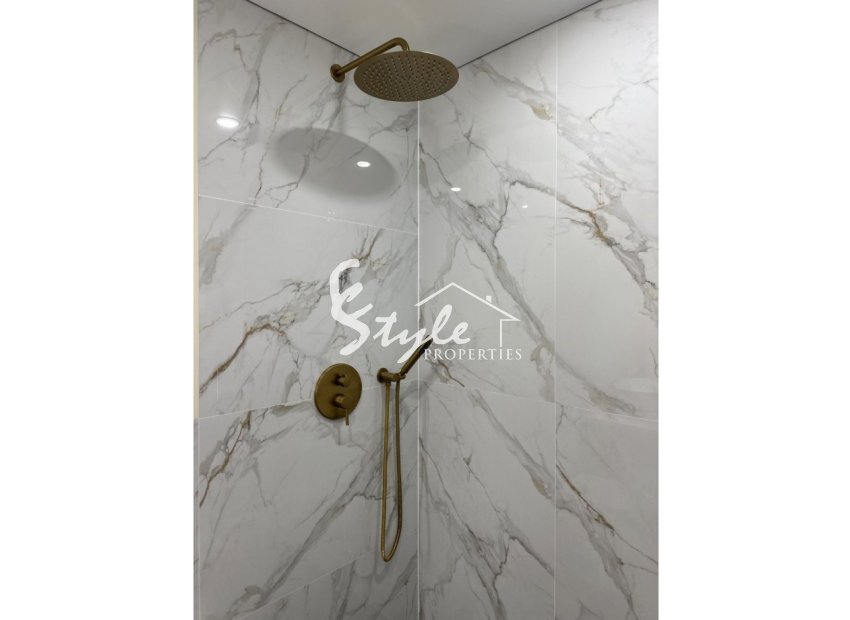 Resale - Apartamento - Torrevieja