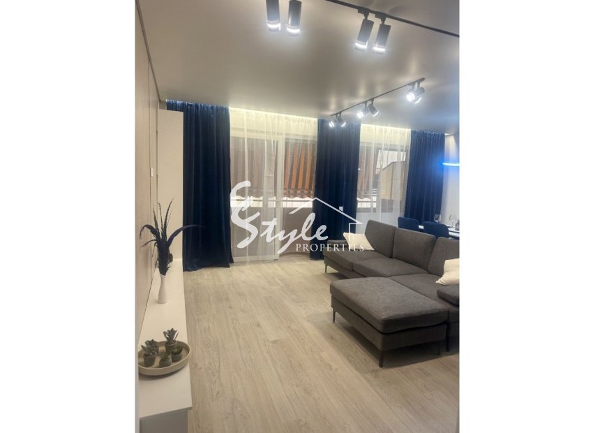 Resale - Apartamento - Torrevieja