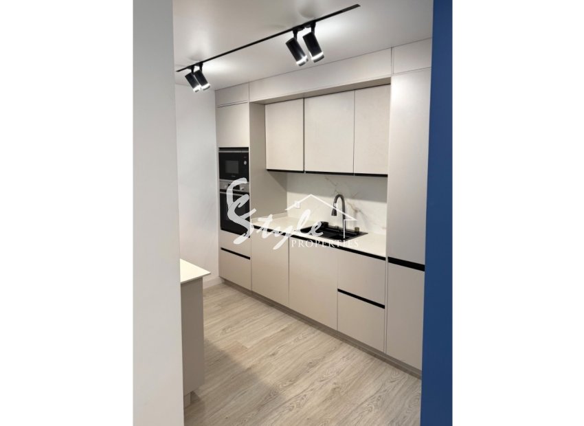 Resale - Apartamento - Torrevieja