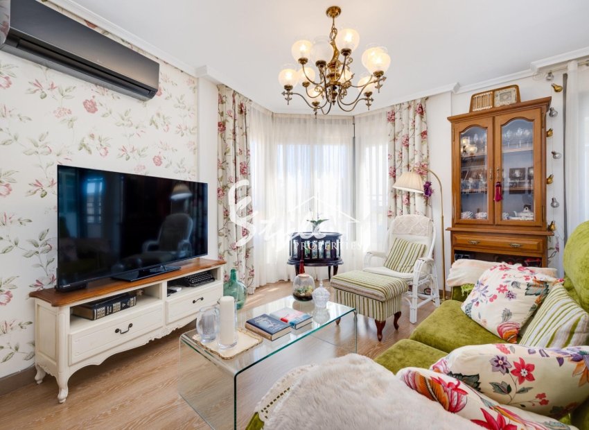 Resale - Apartamento - Torrevieja