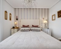 Resale - Apartamento - Torrevieja