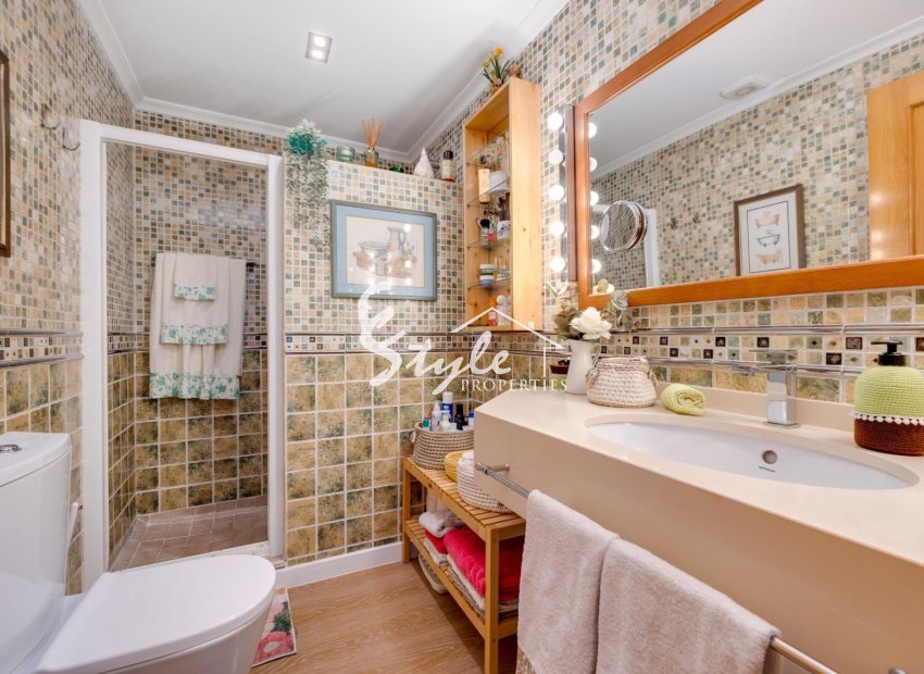 Resale - Apartamento - Torrevieja