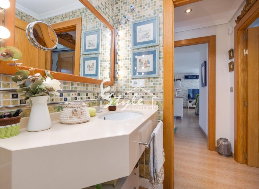 Resale - Apartamento - Torrevieja