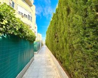 Resale - Apartamento - Torrevieja
