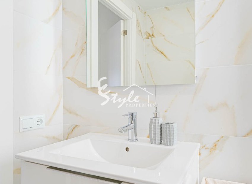 Resale - Apartamento - Torrevieja