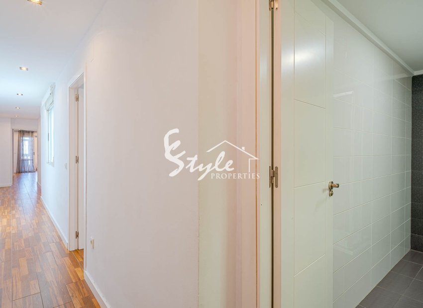 Resale - Apartamento - Torrevieja