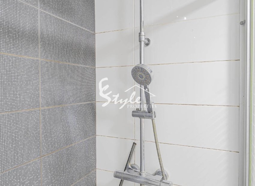 Resale - Apartamento - Torrevieja