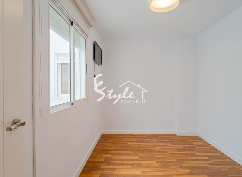 Resale - Apartamento - Torrevieja