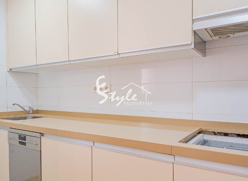 Resale - Apartamento - Torrevieja