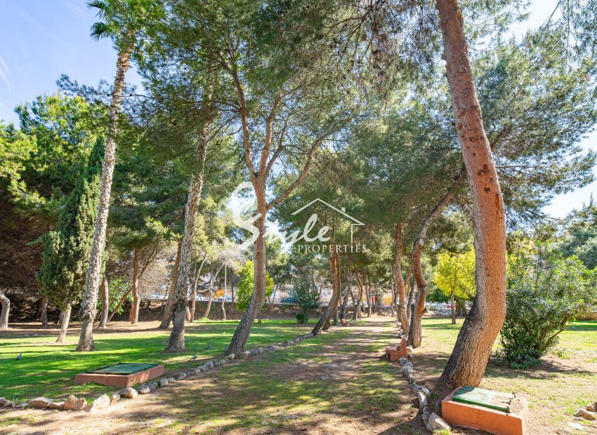 Resale - Apartamento - Torrevieja