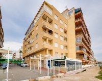 Resale - Apartamento - Torrevieja