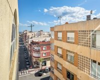 Resale - Apartamento - Torrevieja