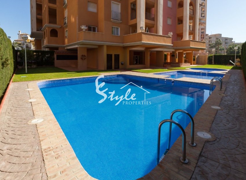 Resale - Apartamento - Torrevieja