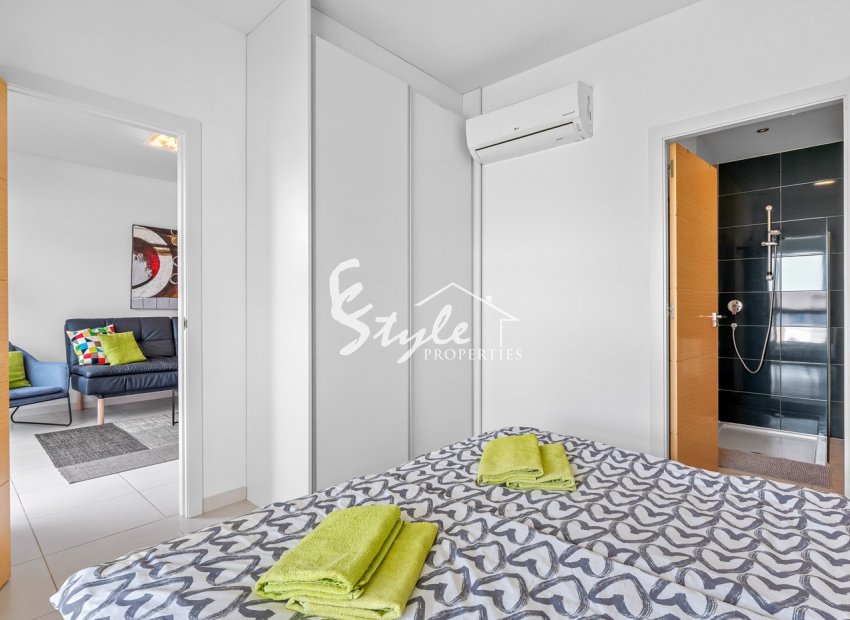 Resale - Apartamento - Villamartín - La Zenia