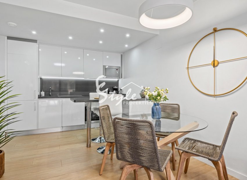 Resale - Apartamento - Villamartin, Orihuela Costa - Villamartin