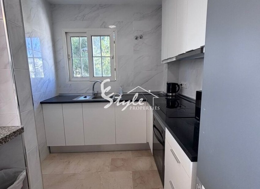 Resale - Apartamento - Villamartín - Villamartin