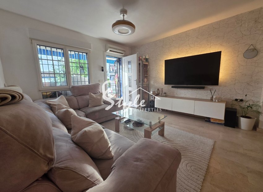 Resale - Apartamento - Villamartín - Villamartin