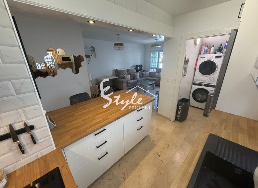 Resale - Apartamento - Villamartín - Villamartin