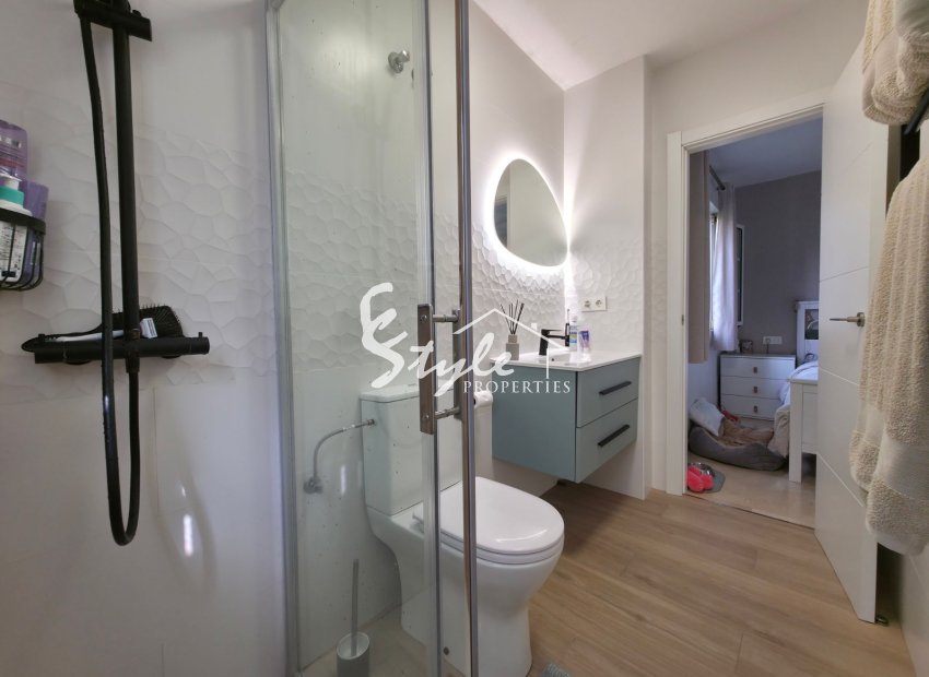 Resale - Apartamento - Villamartín - Villamartin