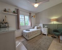 Resale - Apartamento - Villamartín - Villamartin