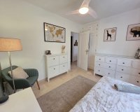 Resale - Apartamento - Villamartín - Villamartin