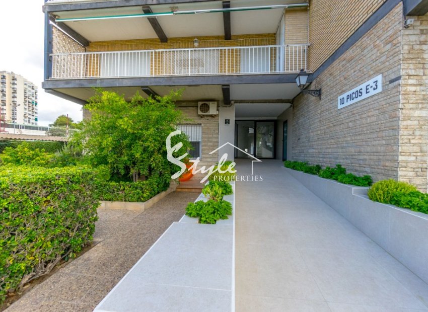 Resale - Apartment - Campoamor