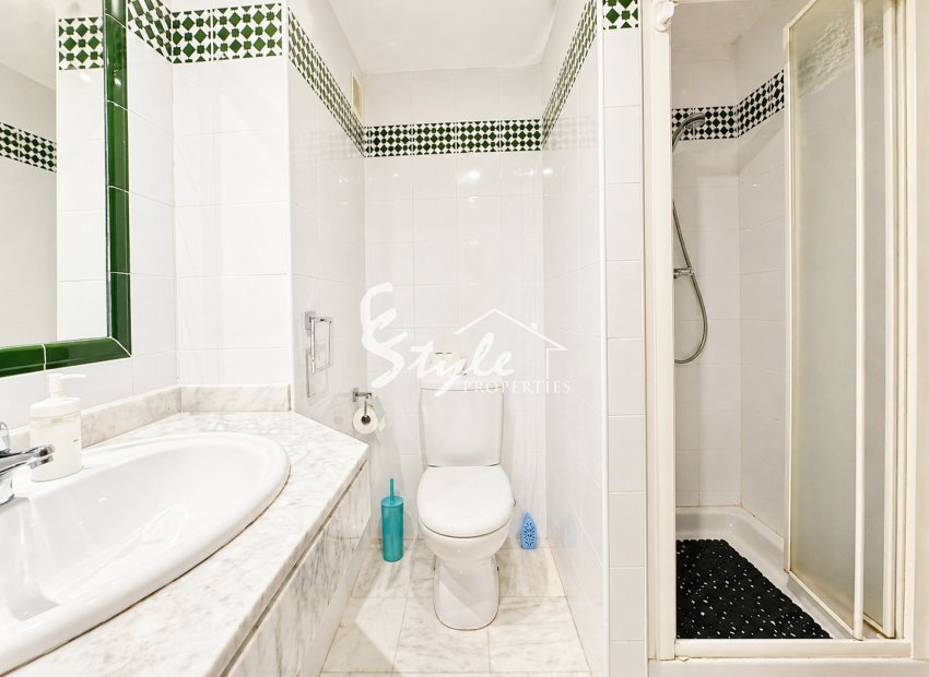 Resale - Apartment / Duplex - Torrevieja - Playa de los locos