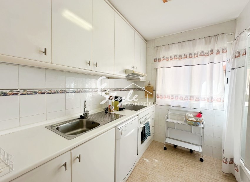 Resale - Apartment / Duplex - Villamartín - Campoamor