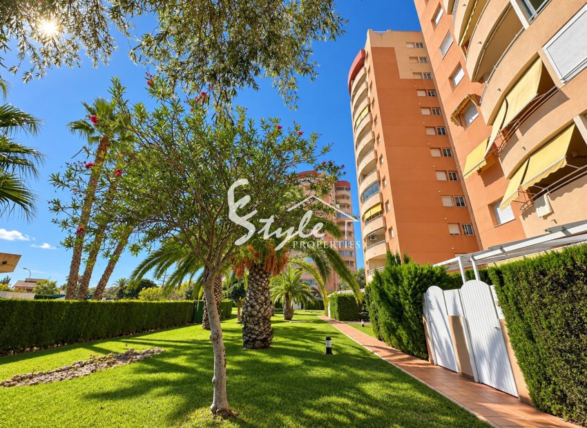 Resale - Apartment / Duplex - Villamartín - Campoamor