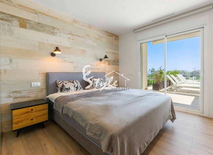 Resale - Apartment - Las Colinas - Las Colinas Golf