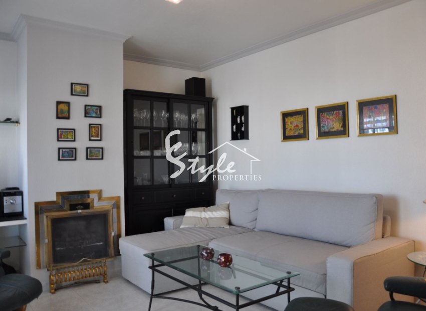 Resale - Apartment - Los Altos