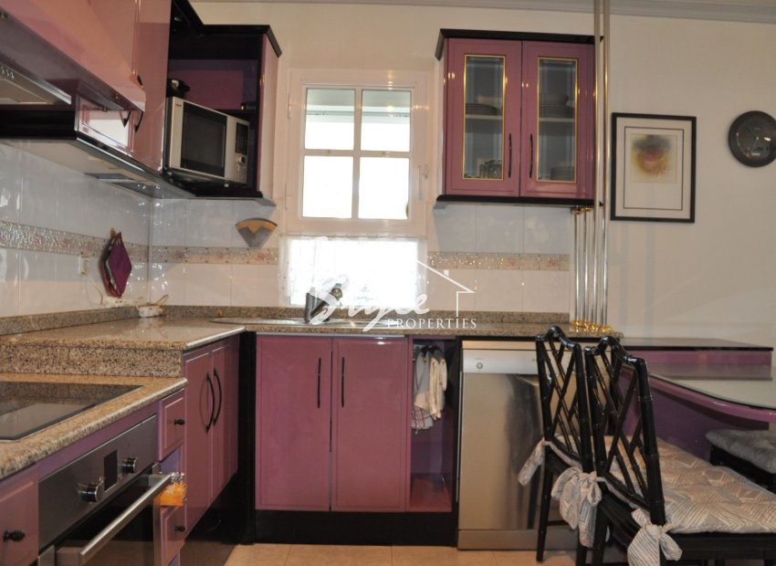 Resale - Apartment - Los Altos