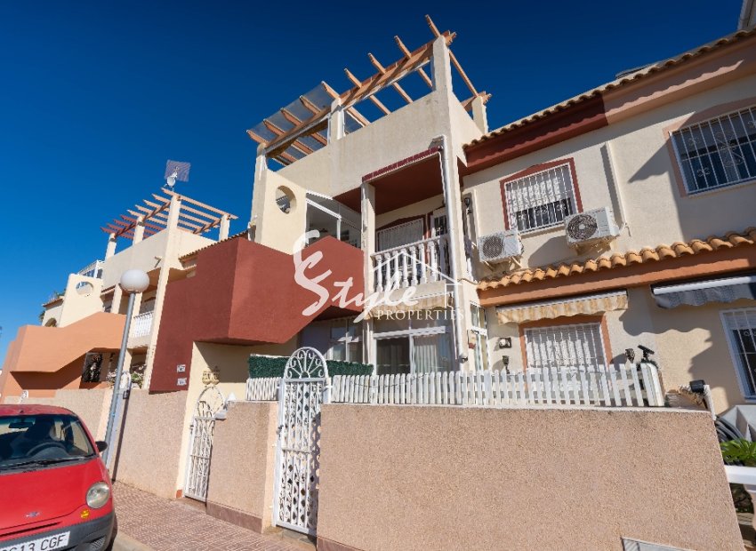 Resale - Apartment - Los Altos