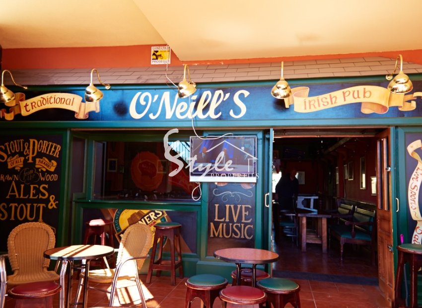 Resale - Apartment - Los Altos